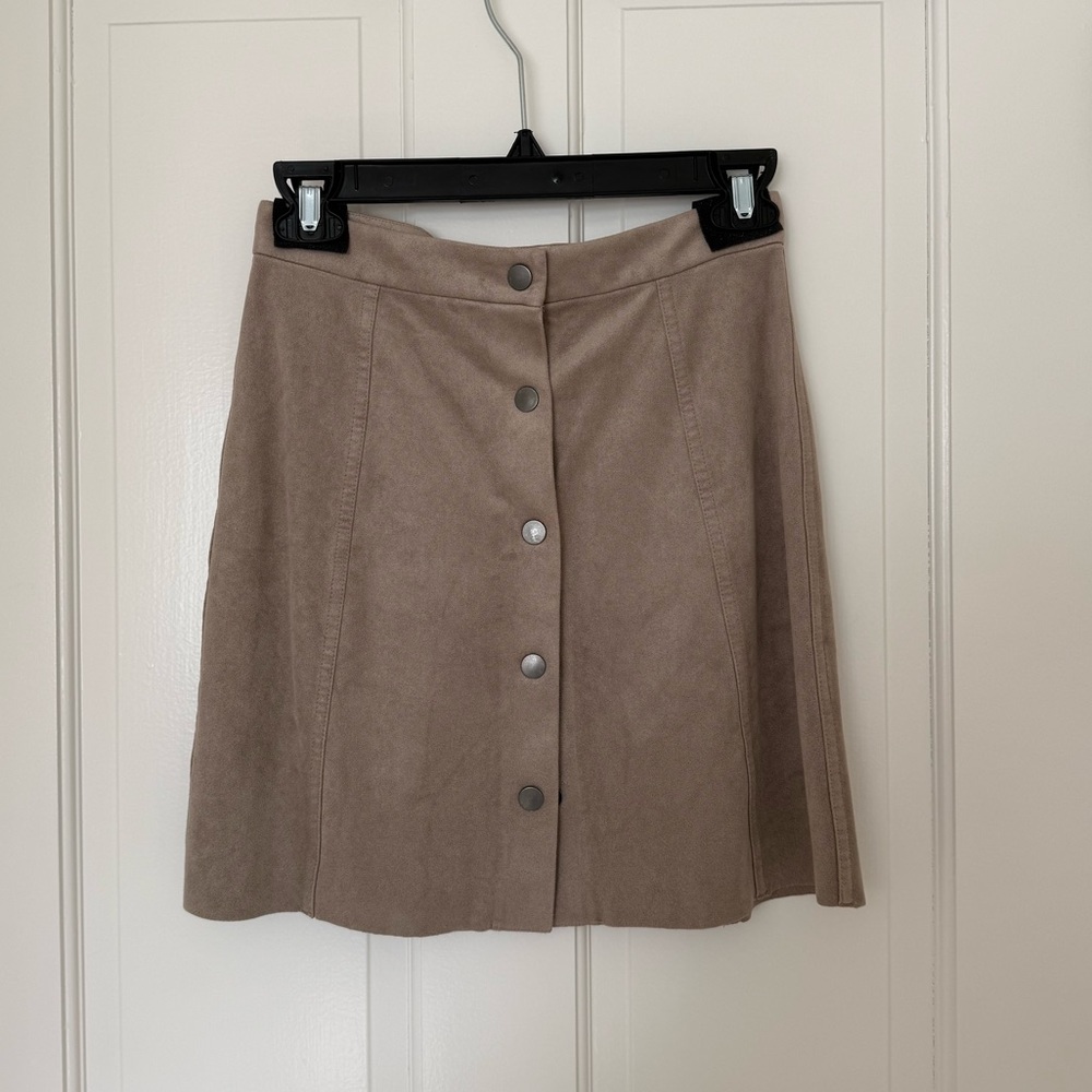 Wilfred free suede skirt